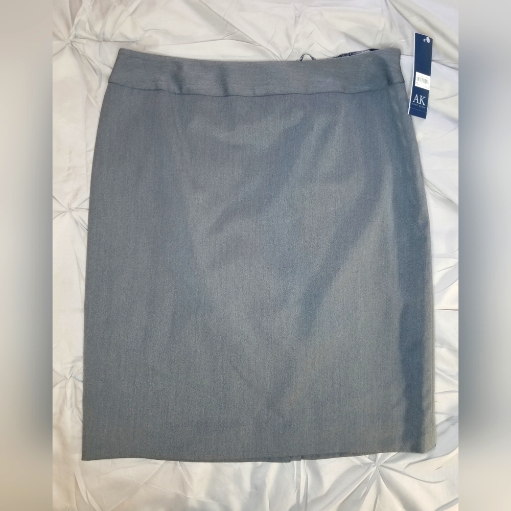 Anne Klein Size 10 Charcoal Pencil Skirt
